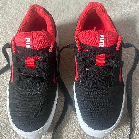Puma Kids Black and Red Sneakers - Picture 1 of 4